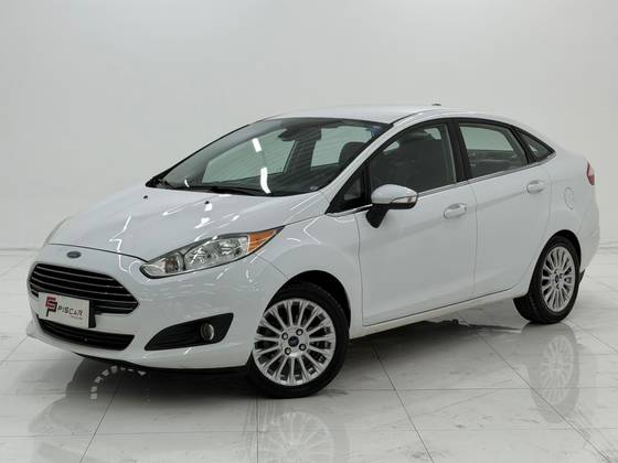 FORD FIESTA 1.6 TITANIUM SEDAN 16V FLEX 4P POWERSHIFT FORD FIESTA 1.6 TITANIUM SEDAN 16V FLEX 4P POWERSHIFT